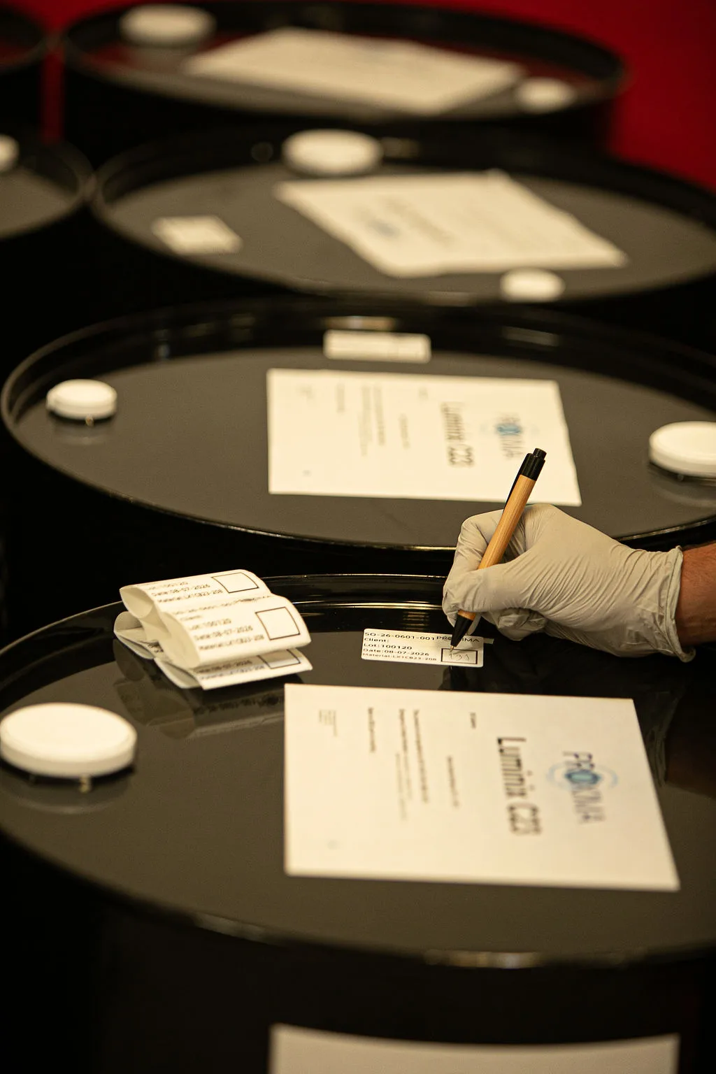 Drum labeling with batch documentation